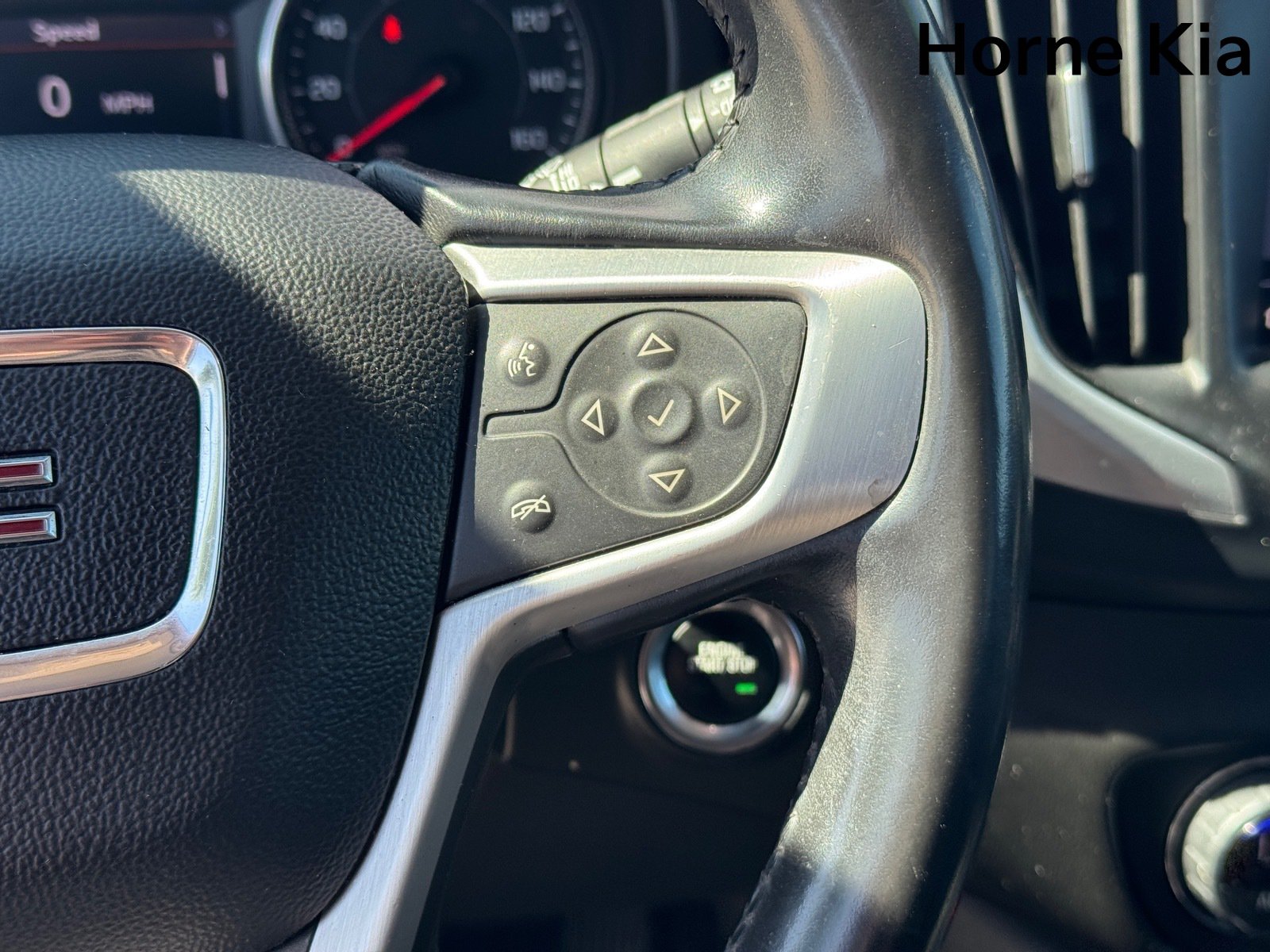 Used 2020 GMC Terrain SLT AWD/4WD image 19