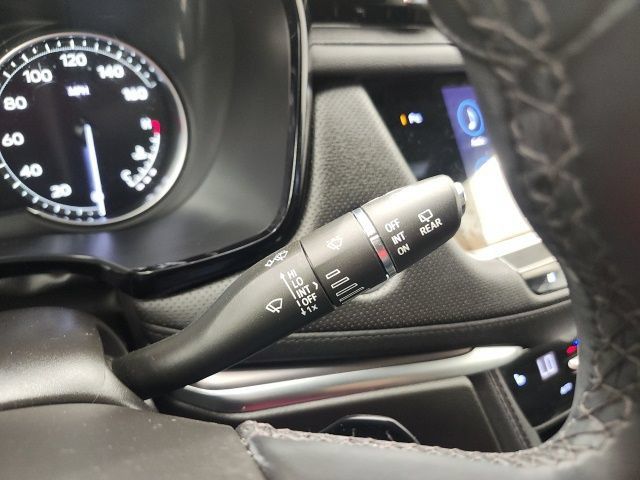 Used 2024 Cadillac XT5 Luxury FWD image 50