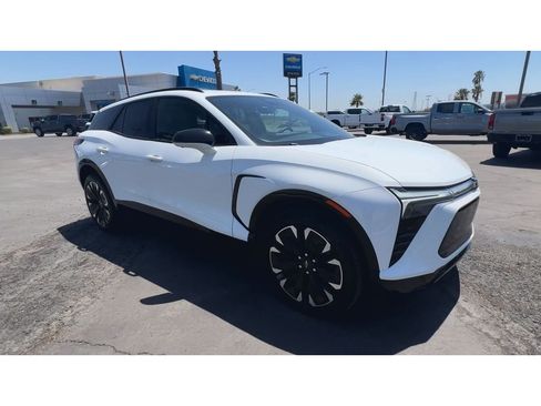 Certified 2024 Chevrolet Blazer EV RS AWD/4WD image 4