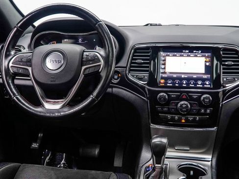 Used 2021 Jeep Grand Cherokee Trailhawk AWD/4WD image 16