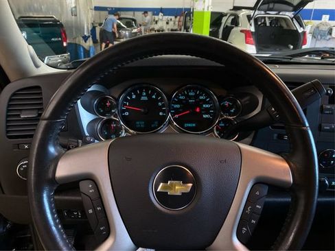 Used 2011 Chevrolet Silverado 1500 LT w/ All-Star Edition AWD/4WD image 21