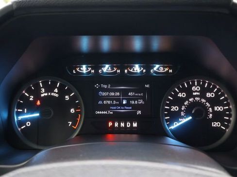 Used 2019 Ford F150 XLT w/ Equipment Group 302A Luxury AWD/4WD image 11