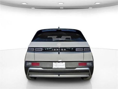 New 2026 Hyundai Ioniq 5 SEL image 8