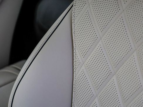 New 2026 Mercedes-Benz S 580 4MATIC Sedan image 26