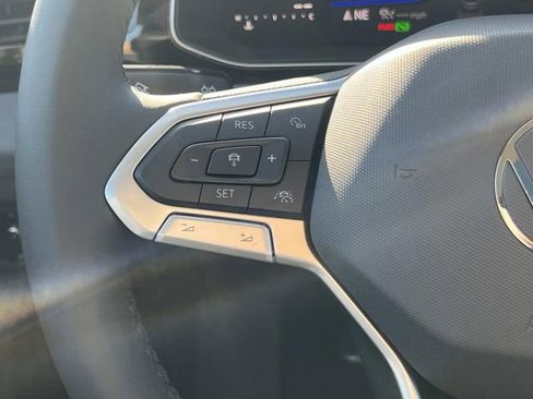 New 2026 Volkswagen Jetta SE FWD image 15