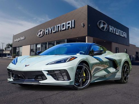 Used 2024 Chevrolet Corvette Stingray Convertible w/ 1LT RWD image 1
