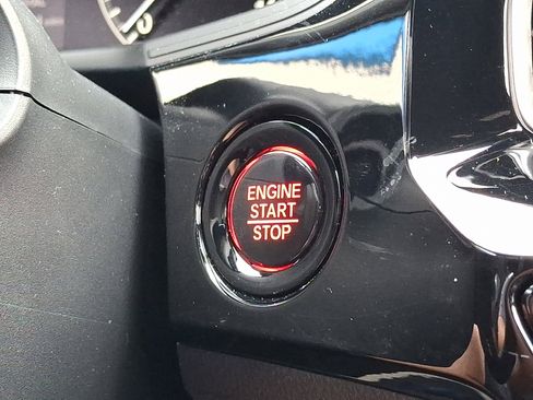 Used 2025 Honda Civic Sport image 25