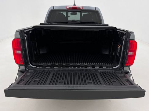 Used 2018 Chevrolet Colorado Z71 AWD/4WD image 25