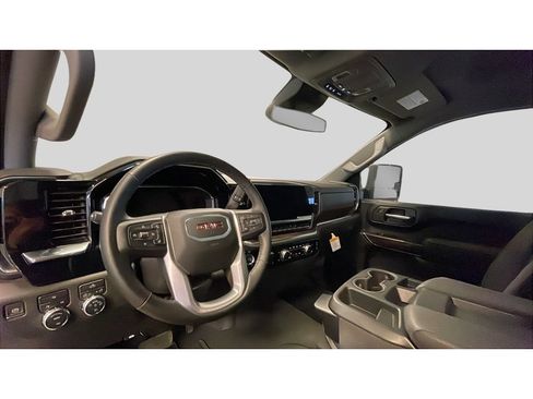 Used 2024 GMC Sierra 2500 SLE w/ SLE Convenience Package AWD/4WD image 11