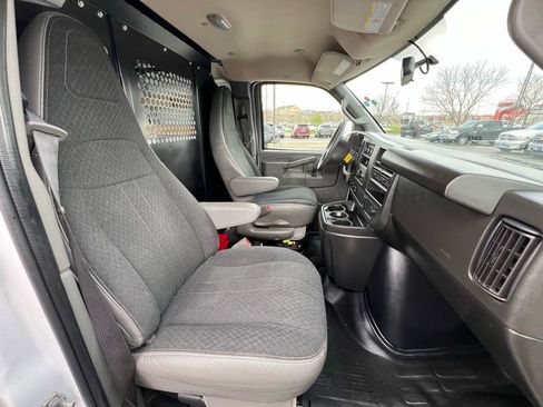 Used 2024 Chevrolet Express 2500 w/ Driver Convenience Package image 28