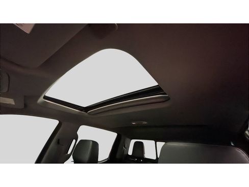 Used 2021 Chevrolet Silverado 1500 LT Trail Boss w/ Convenience Package II image 14