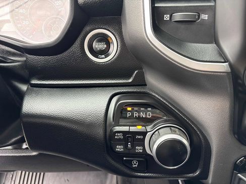 Used 2022 RAM 1500 Big Horn AWD/4WD image 18