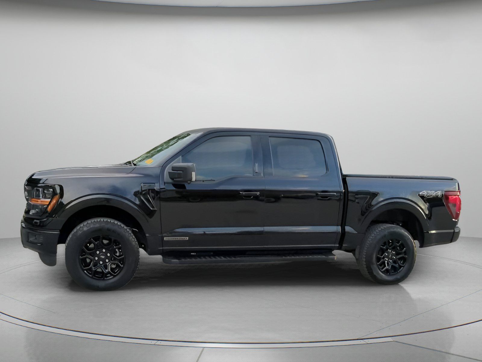 Certified 2024 Ford F150 XLT w/ Equipment Group 302A MID AWD/4WD image 15