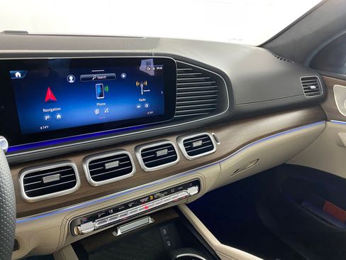 New 2026 Mercedes-Benz GLE 63 AMG S image 25