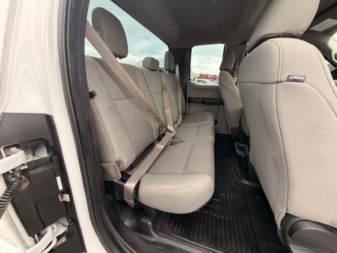 Used 2017 Ford F250 XL w/ Power Equipment Group AWD/4WD image 12