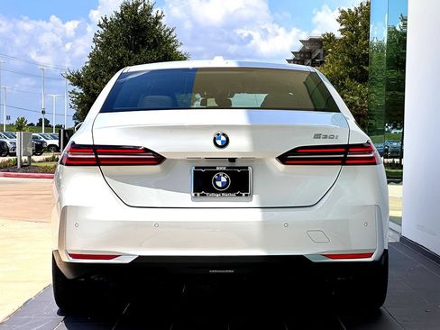 New 2026 BMW 530i w/ Premium Package RWD image 6