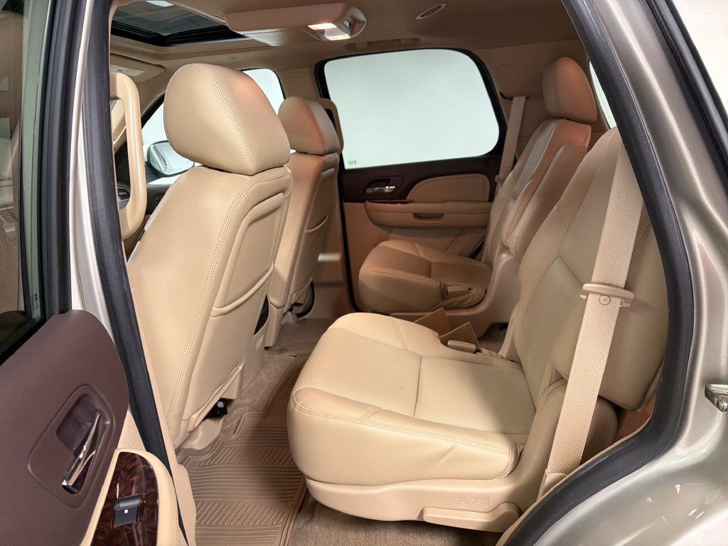 Used 2014 GMC Yukon Denali RWD image 32
