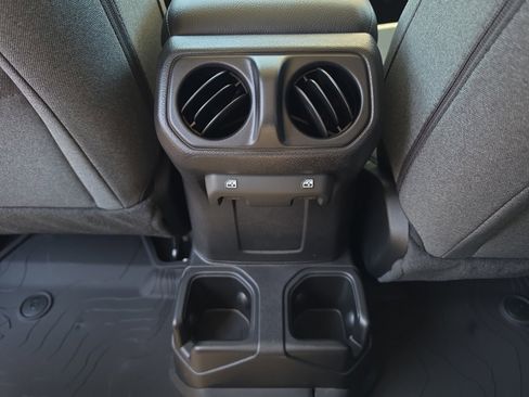 New 2026 Jeep Gladiator Sport image 31