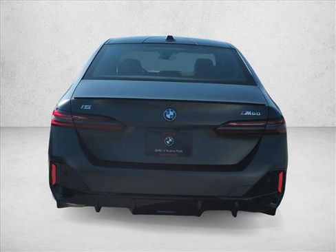 New 2026 BMW i5 w/ Dynamic Handling Package AWD/4WD image 8