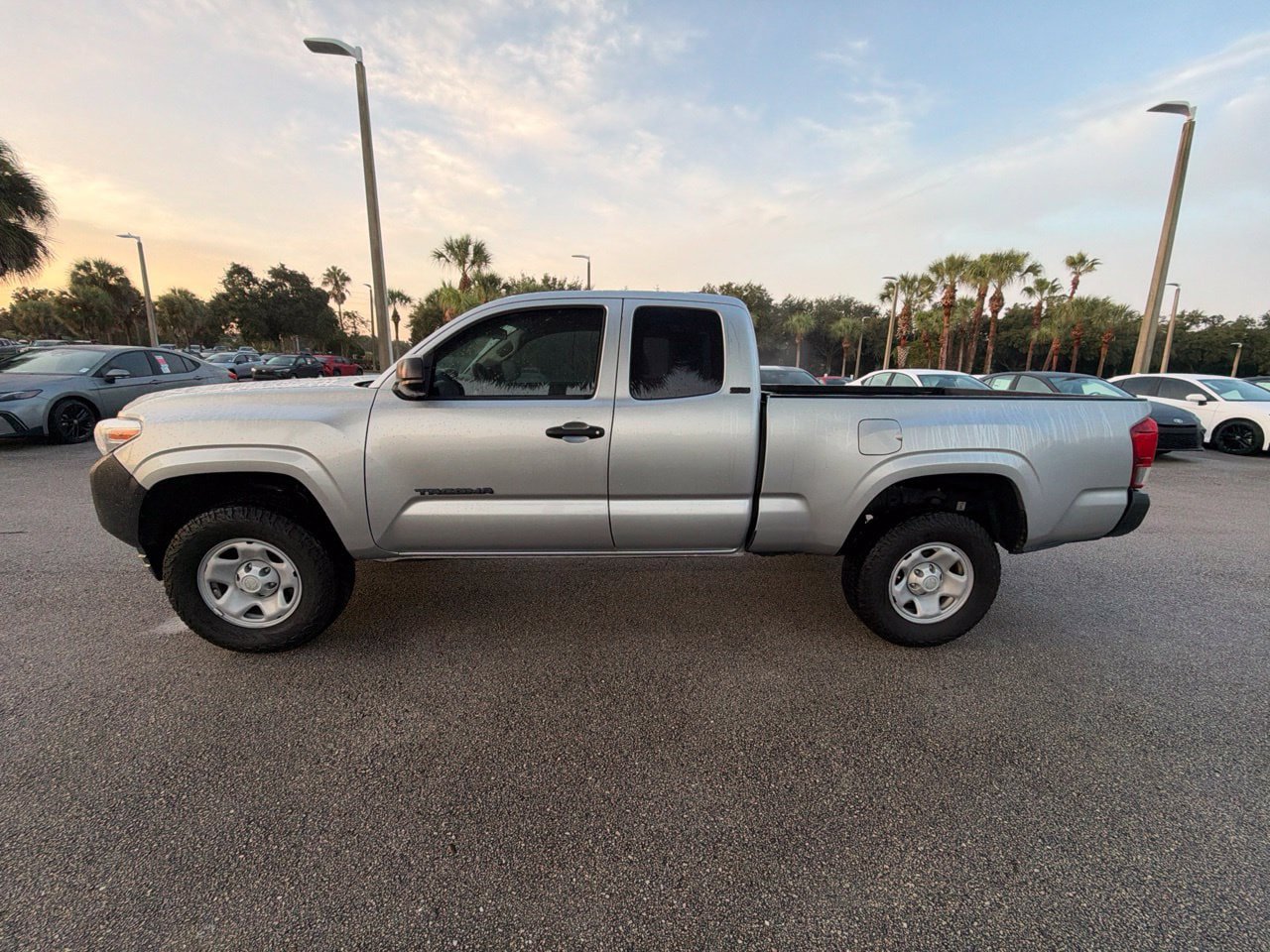 Used 2023 Toyota Tacoma SR RWD image 2