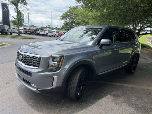 Used 2021 Kia Telluride SX w/ Towing Package FWD image 5