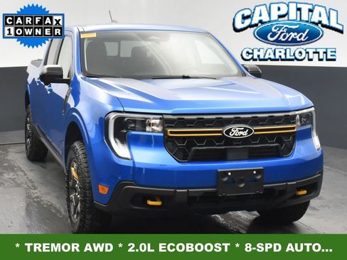 Used 2025 Ford Maverick Tremor image 2