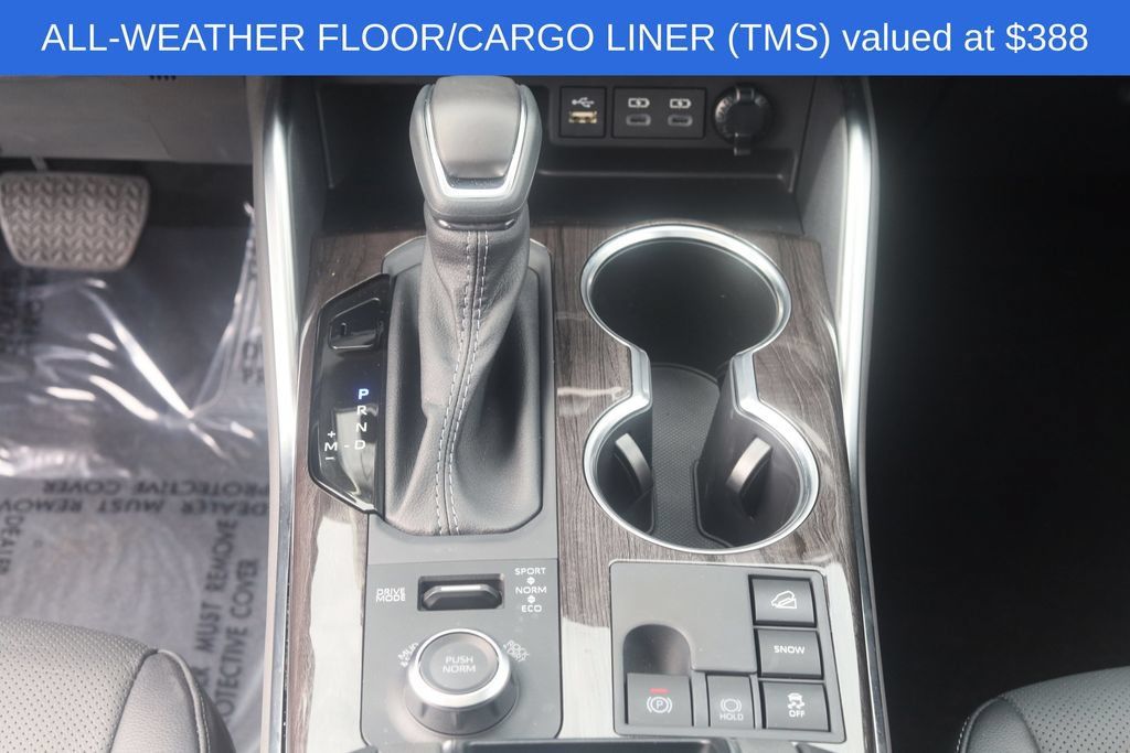 Used 2026 Toyota Highlander Platinum AWD/4WD image 6