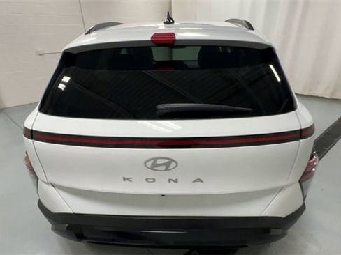 Used 2024 Hyundai Kona SEL image 7