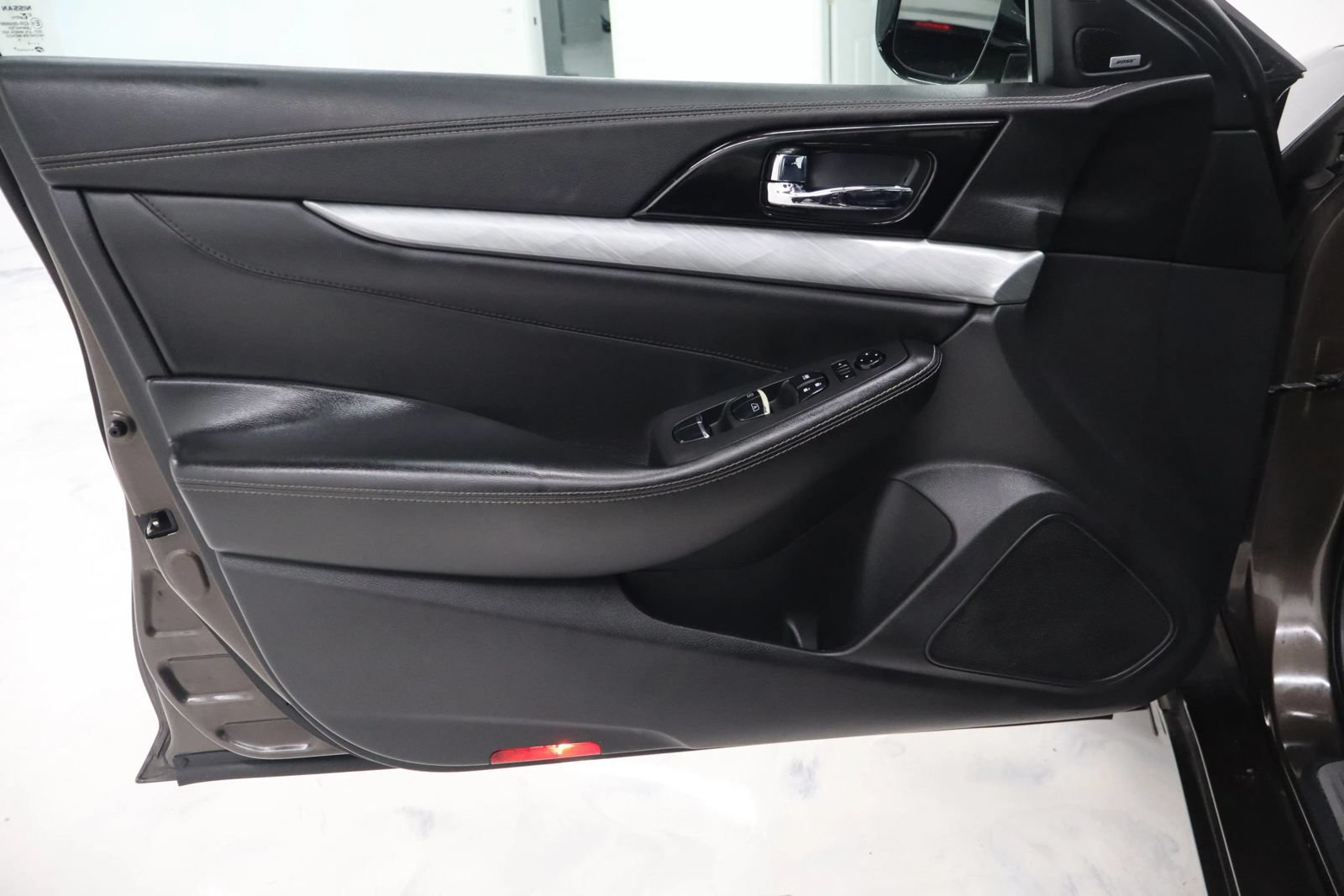 Used 2017 Nissan Maxima 3.5 SL FWD image 12