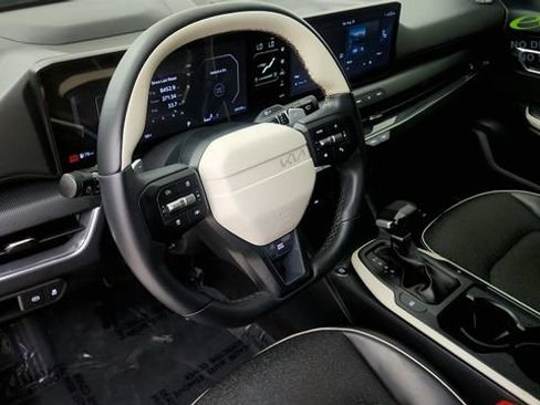 Used 2025 Kia K4 GT-Line FWD image 47
