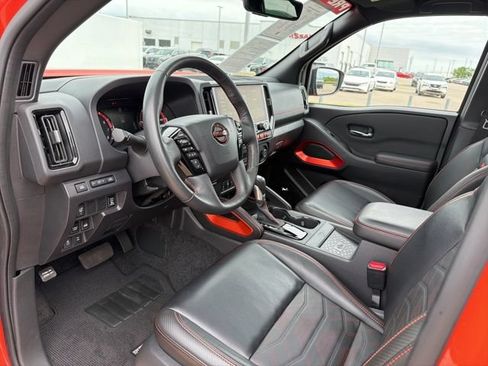 Used 2025 Nissan Frontier PRO-4X w/ Pro Premium Package AWD/4WD image 10