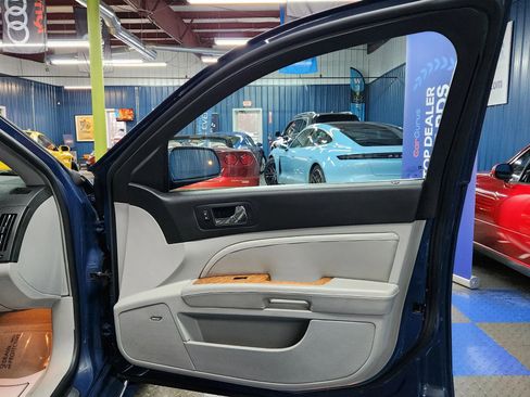 Used 2010 Cadillac STS image 13