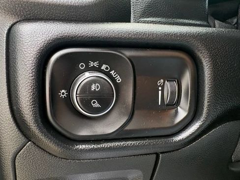 Used 2021 RAM 1500 Big Horn AWD/4WD image 24