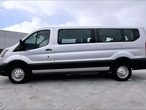 Used 2025 Ford Transit 350 XL AWD/4WD image 3