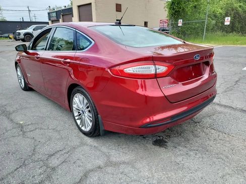 Used 2013 Ford Fusion SE FWD image 8