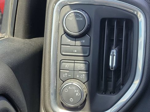 Used 2023 Chevrolet Silverado 2500 LT w/ Convenience Package AWD/4WD image 16