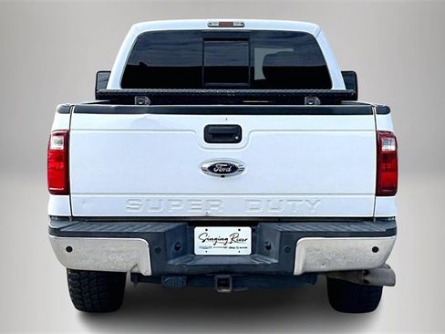 Used 2014 Ford F250 Lariat w/ Lariat Interior Package image 6