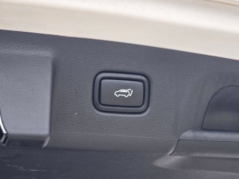 Used 2024 Hyundai Palisade Limited AWD/4WD image 26