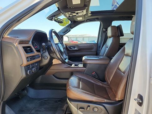 Used 2021 Chevrolet Tahoe High Country w/ Premium Package image 20