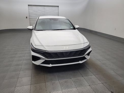 Used 2024 Hyundai Elantra SEL FWD image 14
