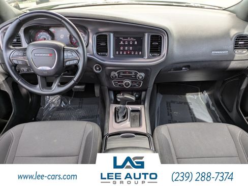 Used 2019 Dodge Charger SXT w/ Plus Group RWD image 10