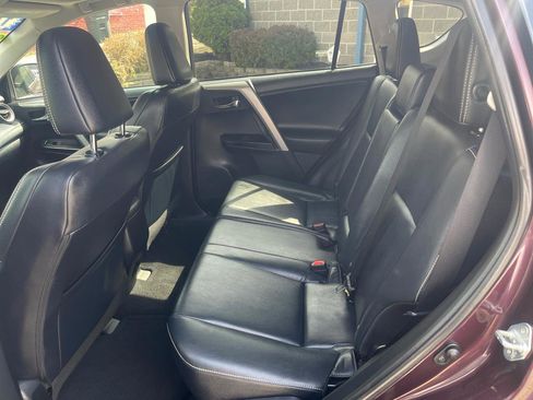 Used 2016 Toyota RAV4 Limited w/ Advanced Technology Package image 19
