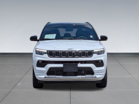 Used 2025 Jeep Compass Limited w/ High Altitude Package AWD/4WD image 8