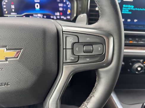 Used 2025 Chevrolet Silverado 1500 LT AWD/4WD image 21