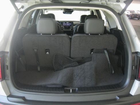 Certified 2023 Kia Sorento X-Line EX image 21