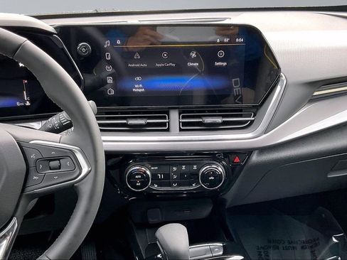 New 2026 Chevrolet Trax ACTIV FWD image 6