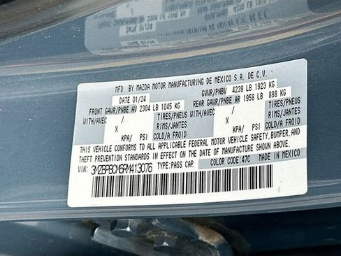 Used 2024 MAZDA MAZDA3 s image 31