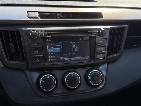 Used 2015 Toyota RAV4 LE AWD/4WD image 14