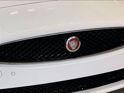 Used 2014 Jaguar XKR R RWD image 32