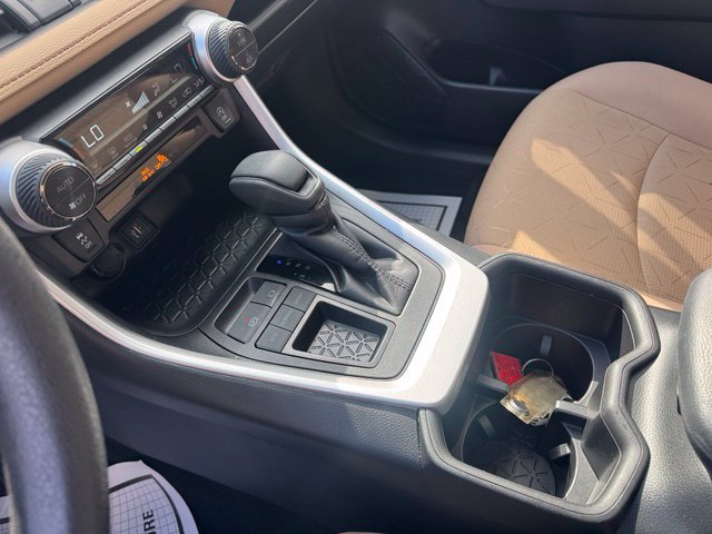 Used 2024 Toyota RAV4 XLE w/ Convenience Package FWD image 19
